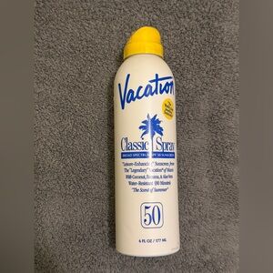 Vacation Classic Spray Sunscreen SPF 50